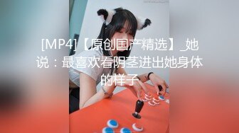 商场女厕近距离偷窥口罩美女的小黑鲍