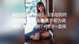 风骚气质小少妇伺候两个蒙面大哥，被后入爆草还要给大哥喂奶吃，口交大鸡巴激情上位跟狼友互动撩骚不要错过