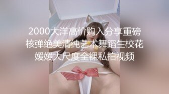 草莓原创 - 论有个粘人老婆是什么体验