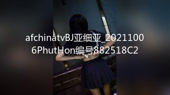 [MP4/ 1.57G] 新来的小美女露脸直播，初次下海听指挥狼友让干啥就干啥，奶子比心