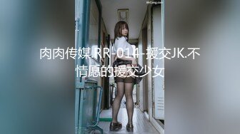 美女护士大鸡巴没有操爽，当着男友的面自摸