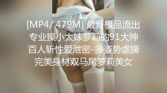 丝袜高跟无毛露脸小少妇，肤白貌美大奶子跟小哥激情啪啪，各种姿势从厕所干到床上，把骚逼干的直冒白浆刺激